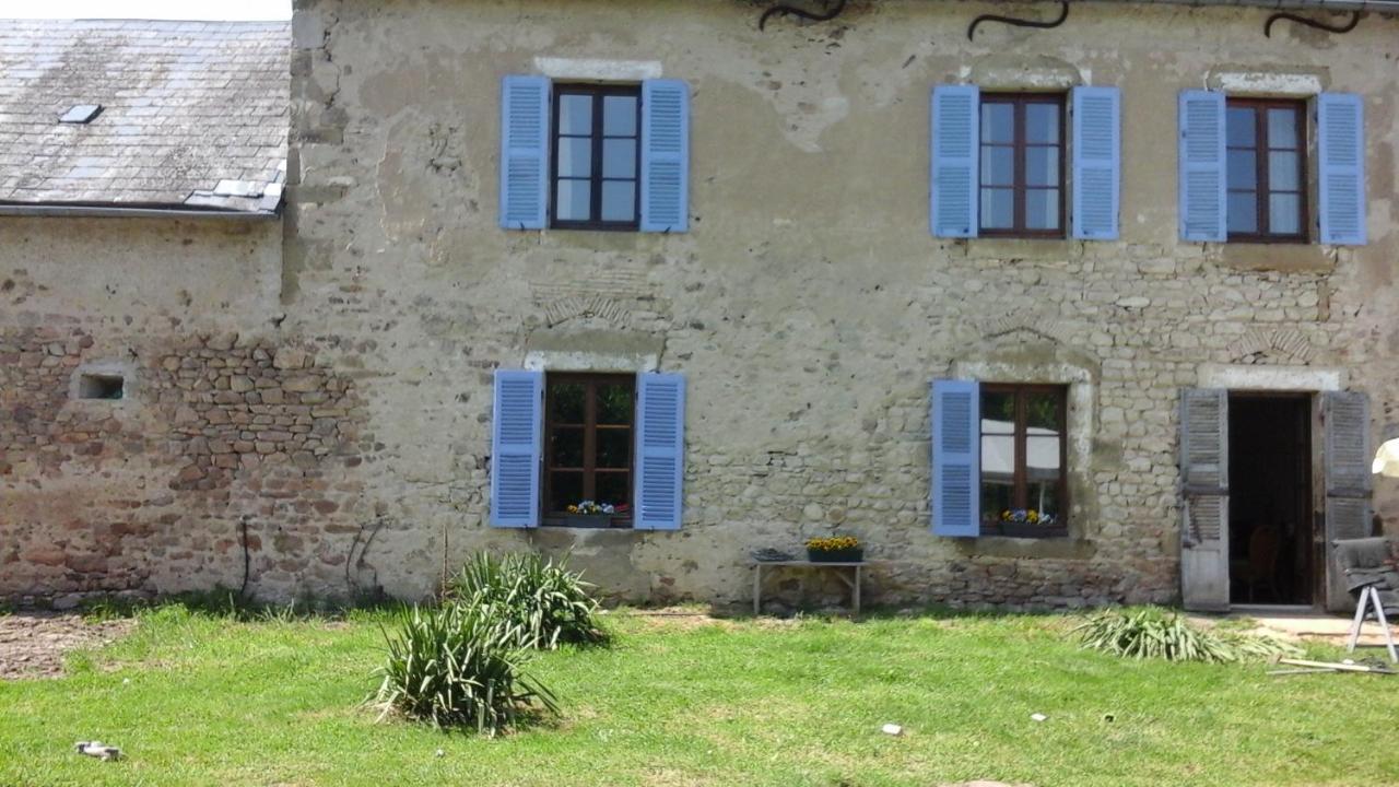 De Oude Pastorie Bed & Breakfast La Celle-En-Morvan Exterior photo