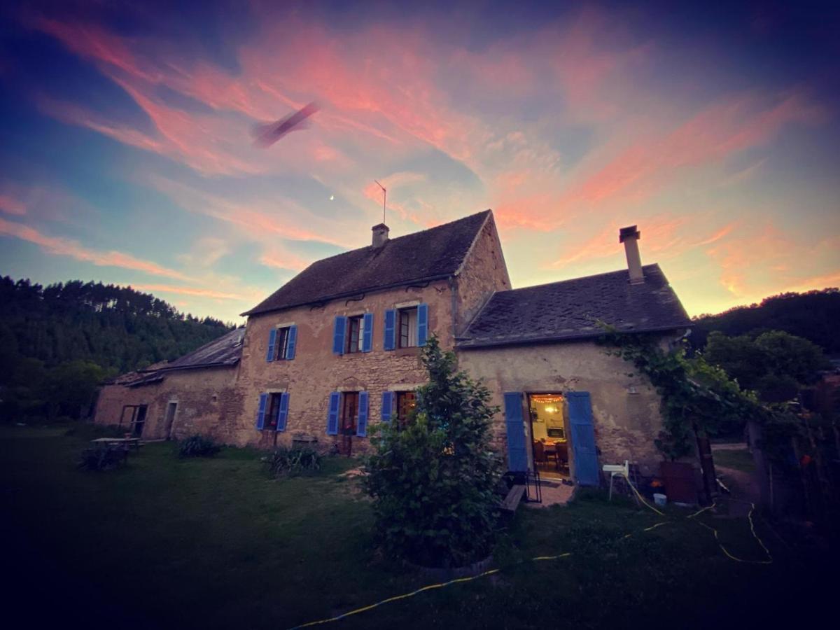 De Oude Pastorie Bed & Breakfast La Celle-En-Morvan Exterior photo