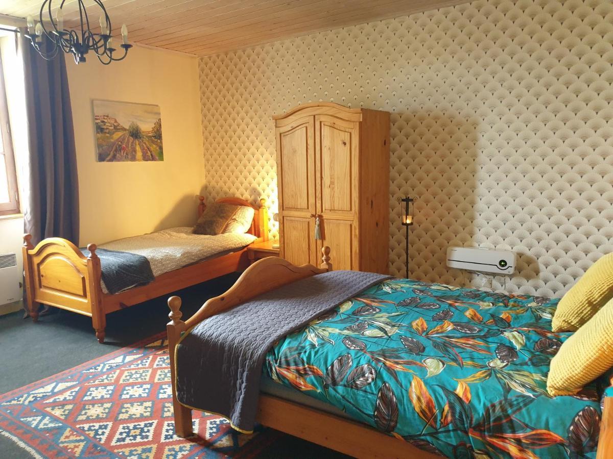 De Oude Pastorie Bed & Breakfast La Celle-En-Morvan Exterior photo